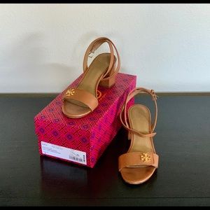 Tory Burch Kira block heel patent leather sandals - Tan Size 6